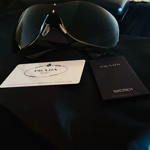 PRADA Sunglasses - Picture 6 of 8